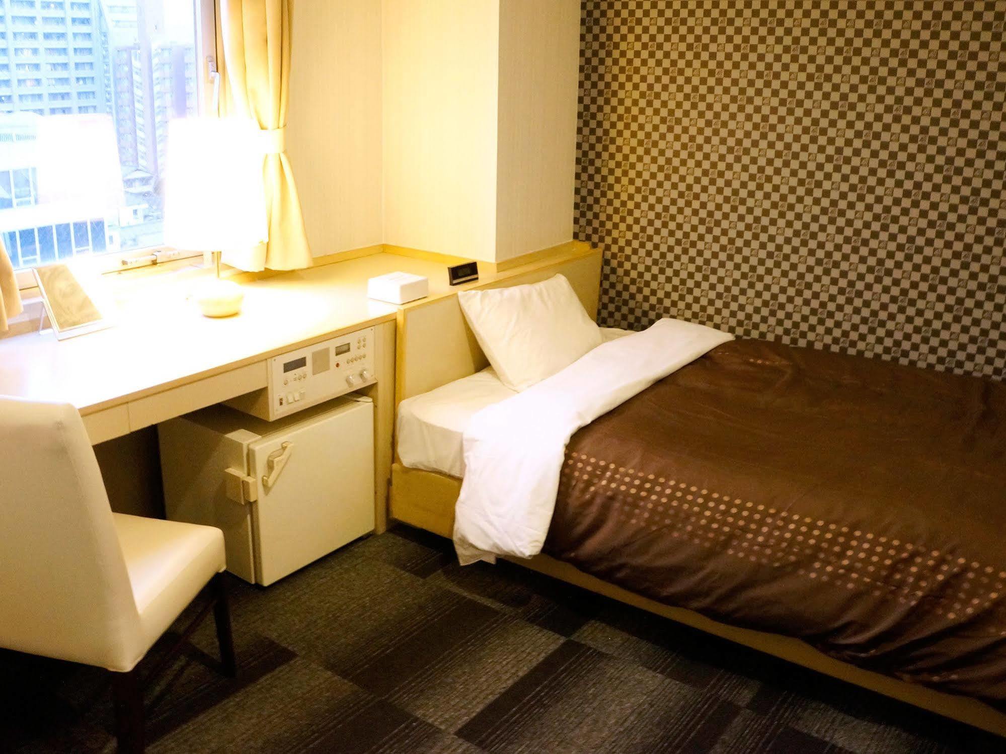 Livemax Kyoto Gojo Hotel Exterior photo